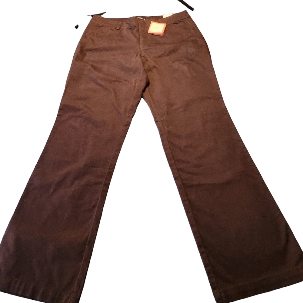 NWT Dockers Women’s Brown Straight Leg Khaki Pants Size 12M H28